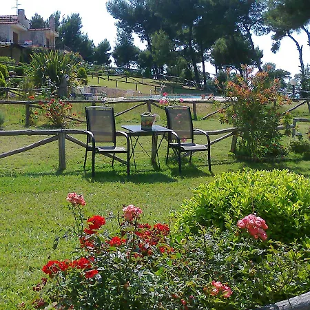 Beachside Haven, Poolside Serenity & Sunset Magic Villa Kalandra
